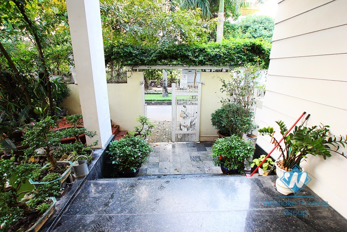 Nice house for rent Vuon Dao area, Tay Ho district, Hanoi